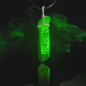 Custom Kyber Crystal Necklace with Engraved Name in Aurebesh Text | Personalized Sci-Fi Crystal Name Necklace | Space-Inspired Gift