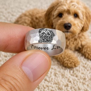 Sterling Silver Hammered Pet Portrait Ring with Inner Engraving – Dog & Cat Memorial Keepsake, Pet Loss Gift