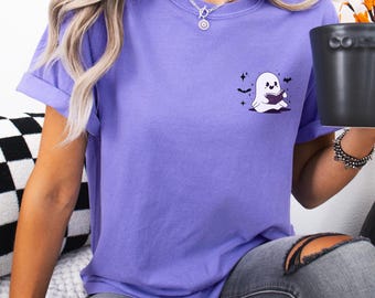 Camiseta de leitura de fantasma fofo Comfort Colors, camiseta de temporada assustadora, presente de Halloween para leitor ávido, presente para amante de livros, camiseta feminina de Halloween,