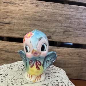 Lefton Bluebird Salt and Pepper Shaker - Etsy