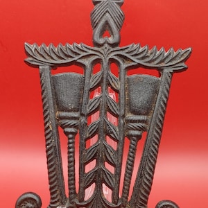 Vintage Wilton Cast Iron Trivet with Ornate Design