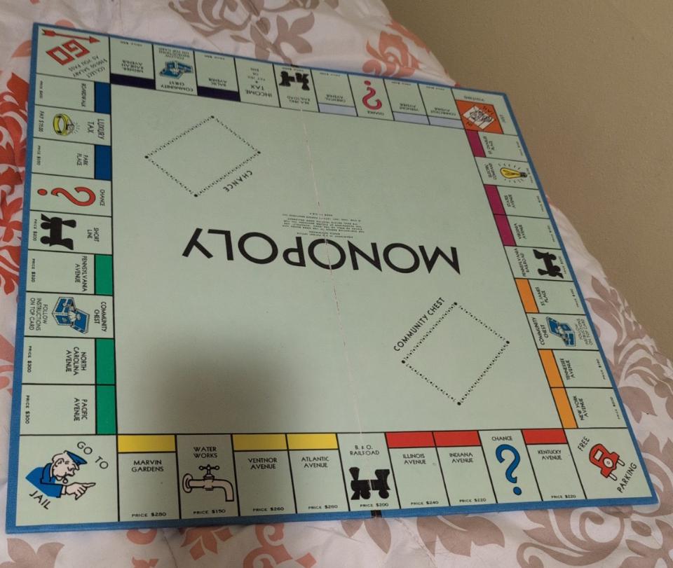 1974年製ヴィンテージモノポリーゲーム：パーカーブラザーズ、鉄製
