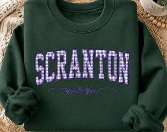 Sudadera personalizada para mamá universitaria, cuello redondo bordado con apliques de cuadros vichy, camiseta personalizada con el espíritu de la universidad, regalo de graduación para mamá.