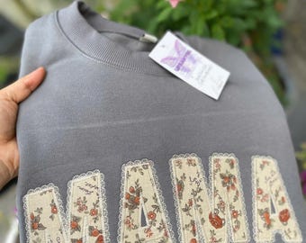 Sudadera personalizada para mamá con nombres de los niños, cuello redondo con bordado de apliques florales, regalo personalizado para mamá, regalo para la abuela, sudadera para el Día de la Madre.