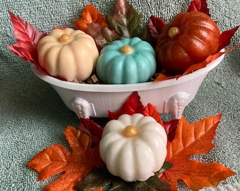 Pumpkin Soap Set - Mini pumpkins, Fall, Autumn, Halloween, Decorative Soaps, Thanksgiving gifts, Pumpkin, Party Favors Housewarming