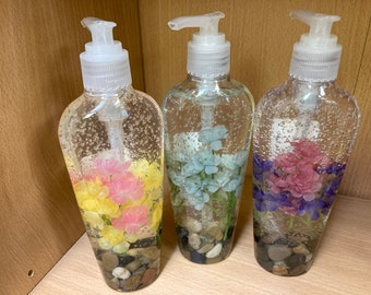 Flower Soap Pump Bottle -Flowers, Floral Soap Dispenser,Soap Pumps, Liquid Soap, Teacher gift, housewarming, bathroom, powder room decor