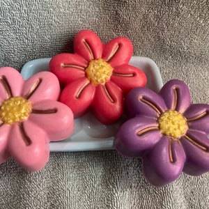 Flower Soap - Flower Soap Mothers Day Gift Teacher Gift Daisy Handmade Soap Floral Soap Soap Gifts Mom Gift Idea Decorative Soap