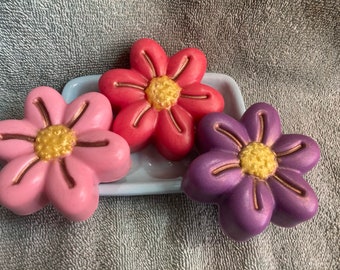 Flower Soap - Flower Soap Mothers Day Gift Teacher Gift Daisy Handmade Soap Floral Soap Soap Gifts Mom Gift Idea Decorative Soap