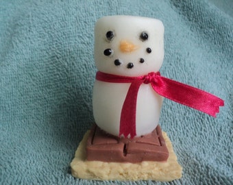 Snowman Soap - S'mores, Holiday soap, Party favor, Stocking Stuffer, Package Topper,Teacher gift, Smores Snowman, Marshmallow Snowman