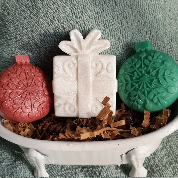 Holiday Soap -Present Soaps,Ornament Soap, Guest Soap, Holiday Soap, Gift Ideas, Teacher gifts, Stocking Stuffers, Snowflakes, Cute Soaps