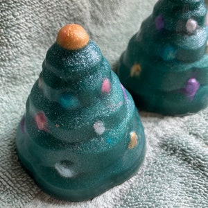 Holiday Soap - Christmas Tree,Gift idea,Stocking Stuffer,Holiday Soap, Teacher Gift, Coworker, Package Topper, CoWorker, Christmas, Tree