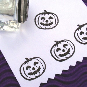 Tiny Retro Pumpkin Jack O Lantern stamp, 16mm, Vintage Carved Pumpkin Face Halloween Stamp - Handmade by Blossom Stamps