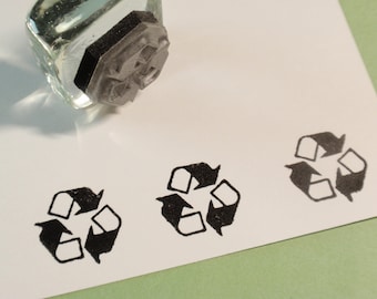 Mini Recycle Symbol Rubber Stamp, please recycle packaging stamp - 16mm 5/8"