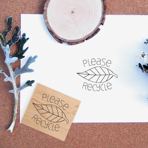 Sello de caucho "Por favor, recicla", sello del Día de la Tierra, conciencia ambiental, sello de las 3R, sello de reciclaje con hoja - Hecho a mano por Blossom Stamps