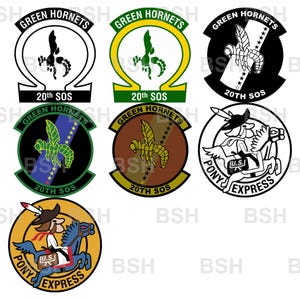Op de afbeelding: Een verzameling van zeven ronde patches met militaire emblemen. Vijf patches tonen een horzelafbeelding met de tekst Green Hornets en 20th SOS. Twee patches tonen een ruiter op een paard met de tekst Pony Express en U.S.