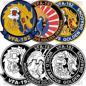 Può includere: Una collezione di toppe circolari con un design a drago dorato. Le toppe includono testo come "VFA-192" e "World Famous Golden Dragons". Le toppe sono in vari schemi di colore, tra cui blu, giallo, rosso e bianco e nero.