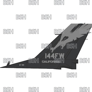 Puede incluir: Una cola de avión de combate negro y gris con un gráfico de águila gris y el texto "144FW CALIFORNIA" y "87-301".