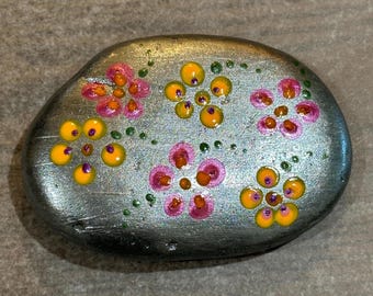 Large Silver Multicolored Flowers Garden Rock