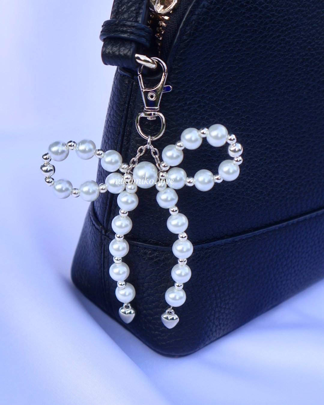 Pearl Bow Keychain, Coquette Keychain, Y2k Keychain, Acubi Keychain ...