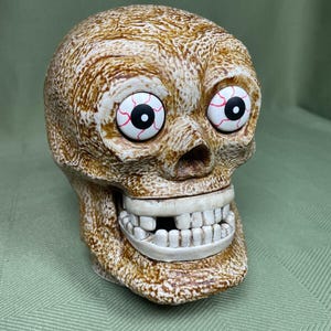 Awesome Vintage 90s SCARY SKULL Sound Activated Animated Halloween Prop WORKING!