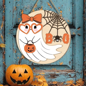 Houten Halloween-deurbord, leuke spookdeur opknoping, grappig boe-geroep aan de muur, spookachtige veranda en herfsthuisdecoratie, Halloween-decor