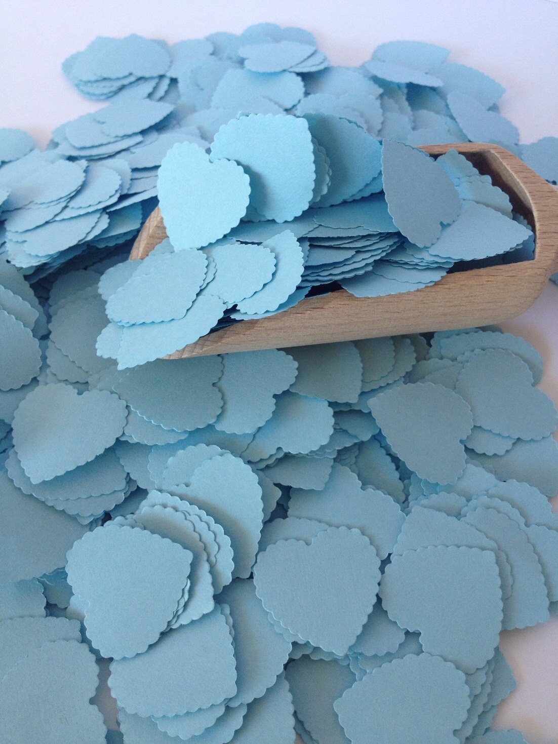 Heart Confetti Choose Silver or Gold / Gender Reveal Confetti / Wedding  Confetti / Party Decorations / Engagement Confetti / Pink and Blue 