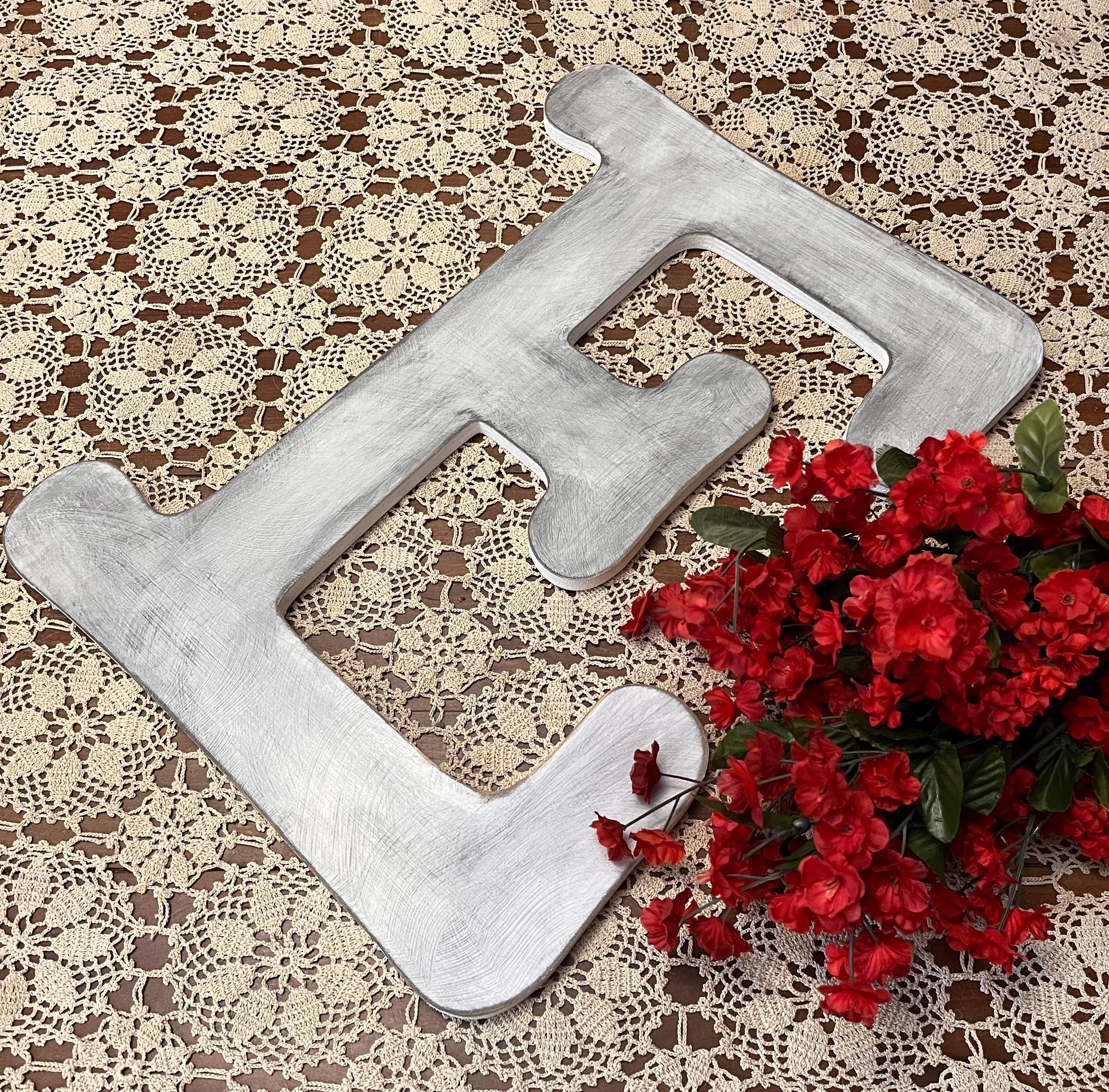 18 Inch Letter E in Soft White ~ 18 Inch Letter ~ Typewriter Font ...