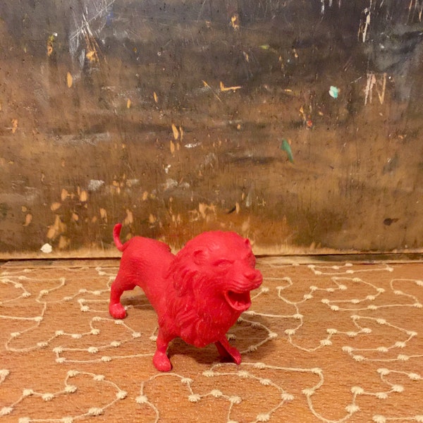 Vintage Plastic Lion ~ Red Plastic Lion ~ Blow Plastic Lion ~ Mid Century Toys ~ Vintage Plastic Toys ~ Toy Collector ~ Red Lion ~ Toys