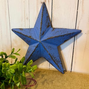 Vintage Inspire Cast Iron Star in Cornflower Blue ~ Distressed Metal Star ~ Hanging Star ~ Stars and Stripes ~ Patio Star ~ Heavy Star