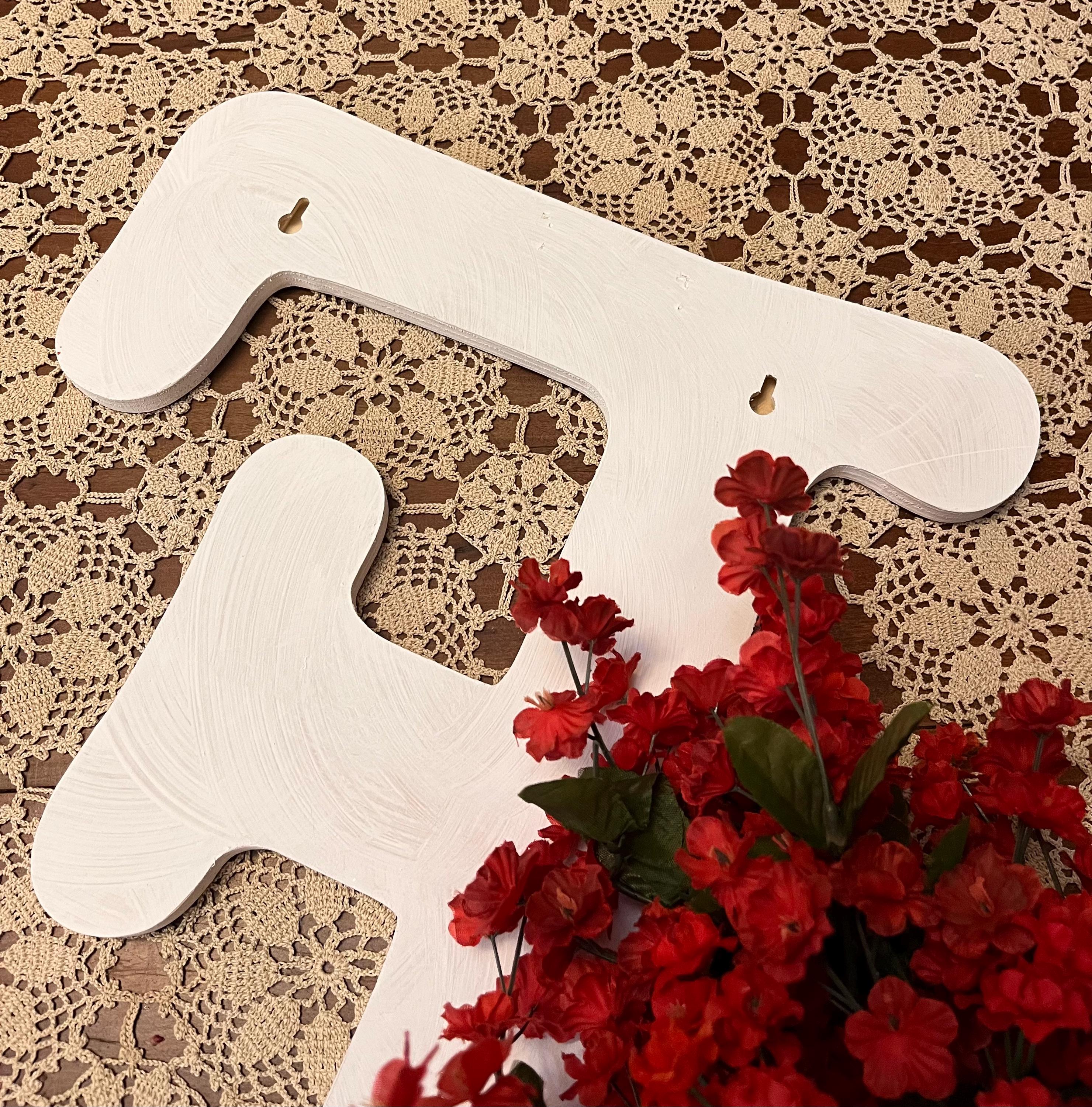 18 Inch Letter E in Soft White ~ 18 Inch Letter ~ Typewriter Font ...
