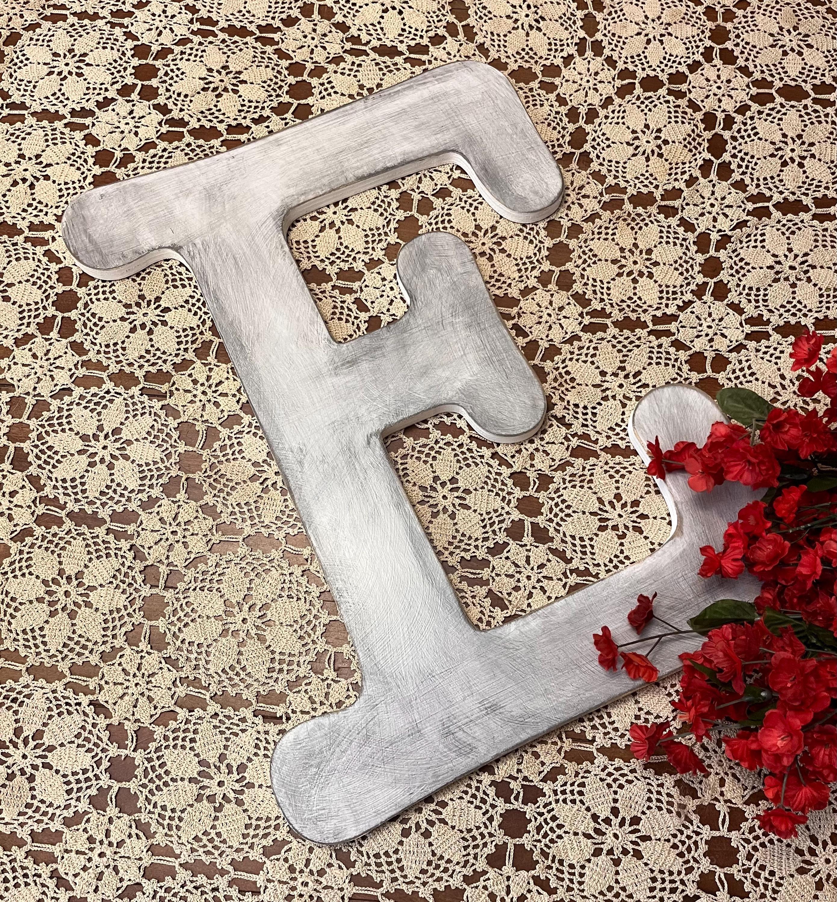 18 Inch Letter E in Soft White ~ 18 Inch Letter ~ Typewriter Font ...