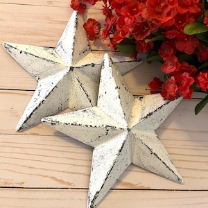 Vintage Inspired Star in Soft White ~ Iron Star ~ Stars and Stripes ~ Metal Star ~ Shabby Chic ~ Wall Decor ~ America ~ Pick your color