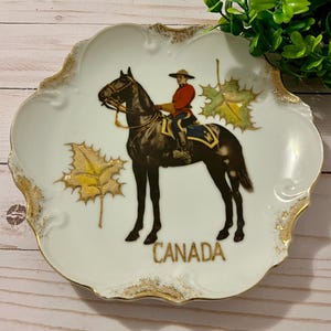 Vintage Souvenir Plate ~ Royal Canadian Mounted Police ~ Vintage Canadian Plate ~ Maple Leaves ~ Porcelain Plate ~ Wall Hanging Plate