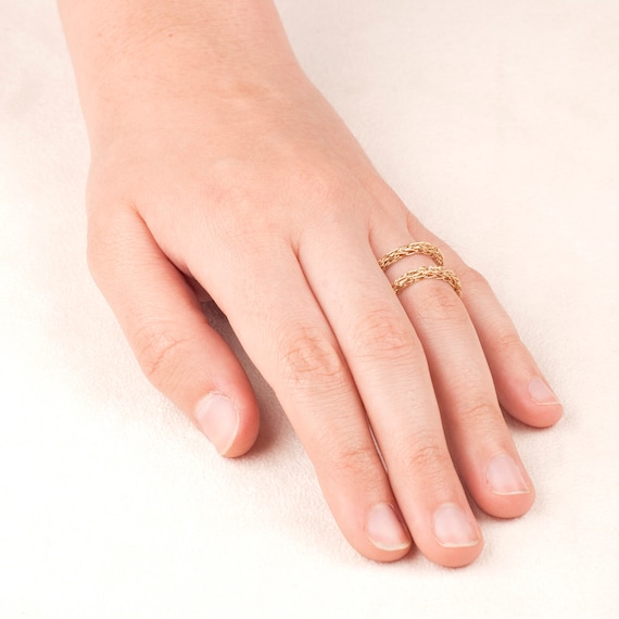 Rose gold spiral on sale ring
