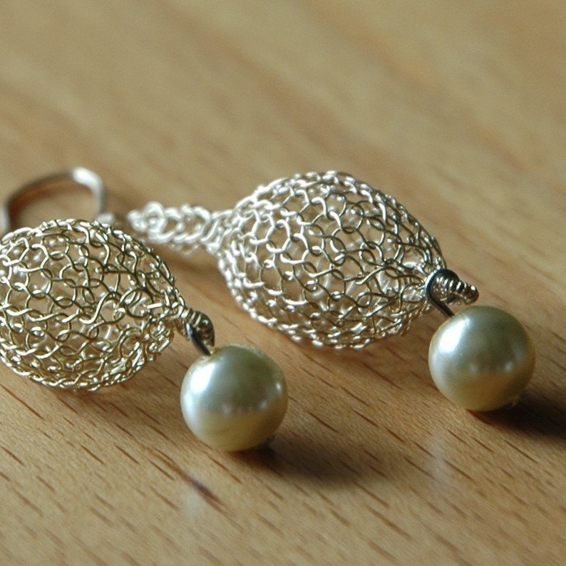 Organic drop earrings, Unique pearl earrings, Wire crochet jewelry, Gift for her image 4