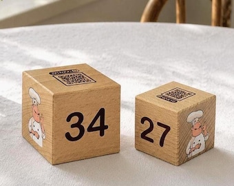 Segnatavoli in legno, personalizzabili ed ecosostenibili. 5-7cm. Stampa da 1 a 5 lati, tutti uguali, tutti diversi....come preferisci!