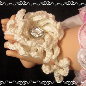 INSTANT DOWNLOAD Pattern.Jewel Baby Barefoot Sandals, little toes giggles. image 4