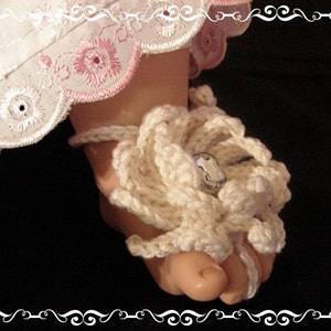 INSTANT DOWNLOAD Pattern.Jewel Baby Barefoot Sandals, little toes giggles. image 3
