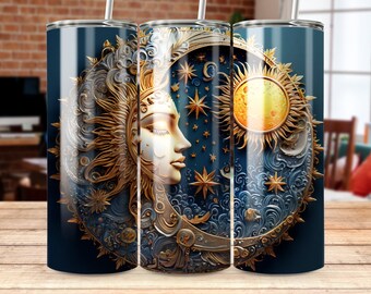 Puede incluir: Un vaso de acero inoxidable con un diseño de un sol y una luna dorados con estrellas sobre un fondo azul oscuro.