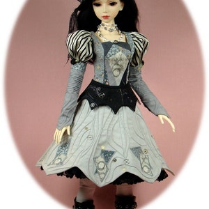 PDF pattern: Gracefaerie designs 29, Steampunk Dress for SD girls, reduce to 75% for Slim MSD dolls