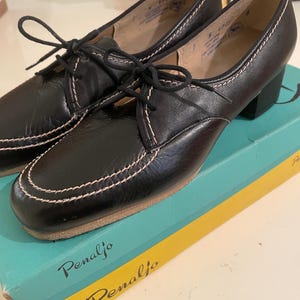 Vtg 60s Sz. 7 Penaljo Oxford Heels, Black