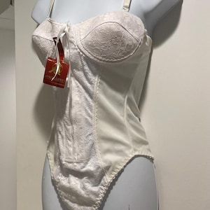Vtg 80s/90s 32B Zip-Up Bodysuit-Briefer/Girdle. High-Cut