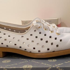 Vtg. 60’s Sz. 6.5 Perforated Oxford Mod Brogue Shoes