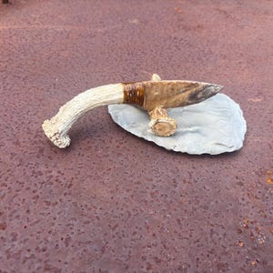 Cuchillo de sílex tallado, sílex de río Flint, mango de asta de ciervo