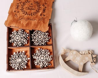 Christmas tree ornaments set, Wooden snowflakes, Wooden xmas ornaments, Snowflakes ornament, Snowflakes set, Mini snowflake ornaments