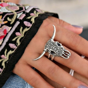 Boho Ring, Boho Jewelry, Bohemian Ring, Bohemian Jewelry, Boho Bohemian Jewelry, Boho Chic Ring Bull Skull Longhorn Steer Skull Jewelry Ring