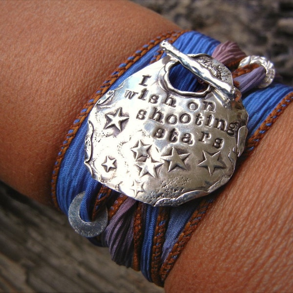 Bijoux étoiles, Bracelet étoile en argent, Bijoux citation inspirante, Lettres de machine à écrire estampées à la main, Souhaits d'étoiles filantes, Bracelet wrap