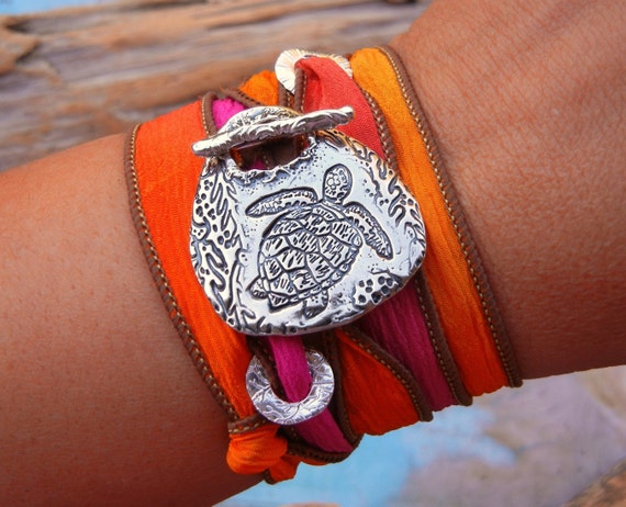Pretty silver sale bracelets