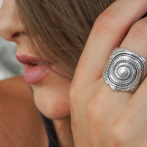 Silver Shell Ring, Nautical Jewelry, Seashell Ring, Shell Jewelry, Beach Jewely, Beach Shell Ring Size 4 5 6 7 8 9 10 11 12 13 14 for Women image 1