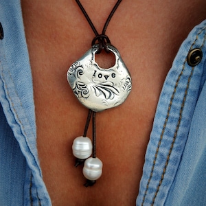 ★PEARLY MORE★ Holiday leather necklace il_1080xN.2809400862_jyuf.jpg